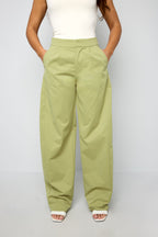 barrel trousers